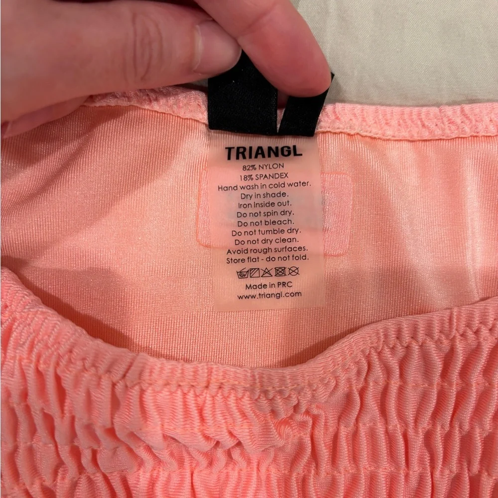 Triangl Vinca Pink Lemonade XS top and SMALL bottom - Picture 8 of 9